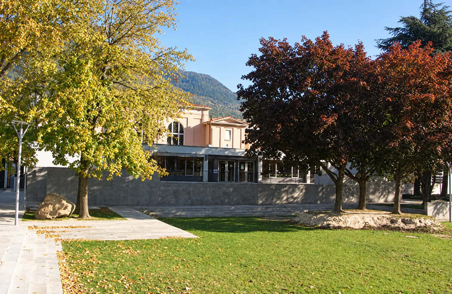 Esterno del Centro Merizzi a Sondrio